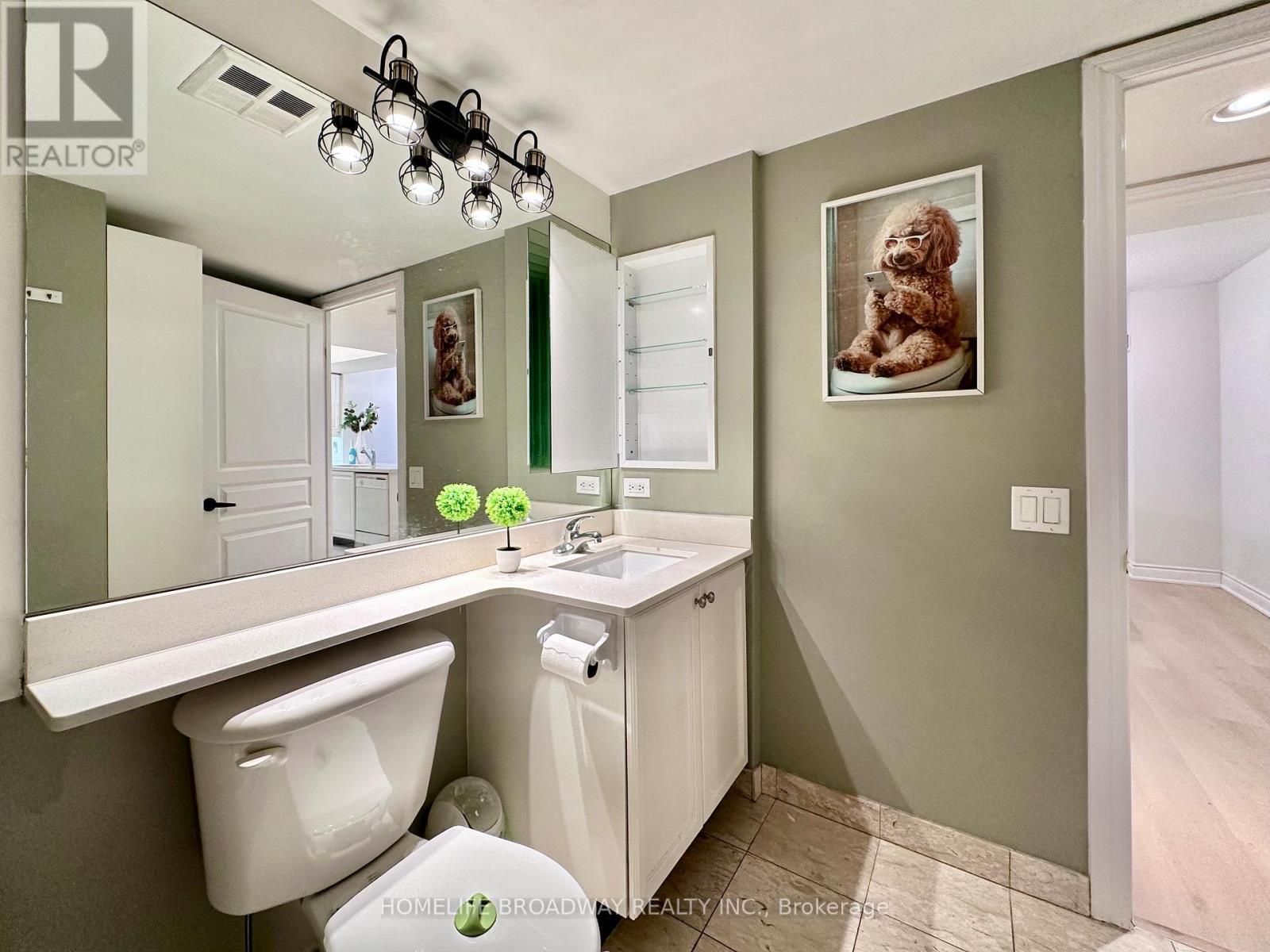 521 - 15 Northtown Way, Toronto (willowdale East), Ontario