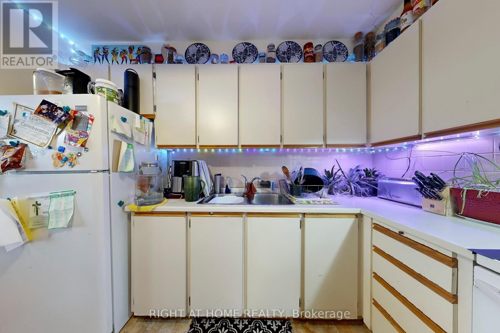 723 - 3460 Keele Street, Toronto (york University Heights), Ontario