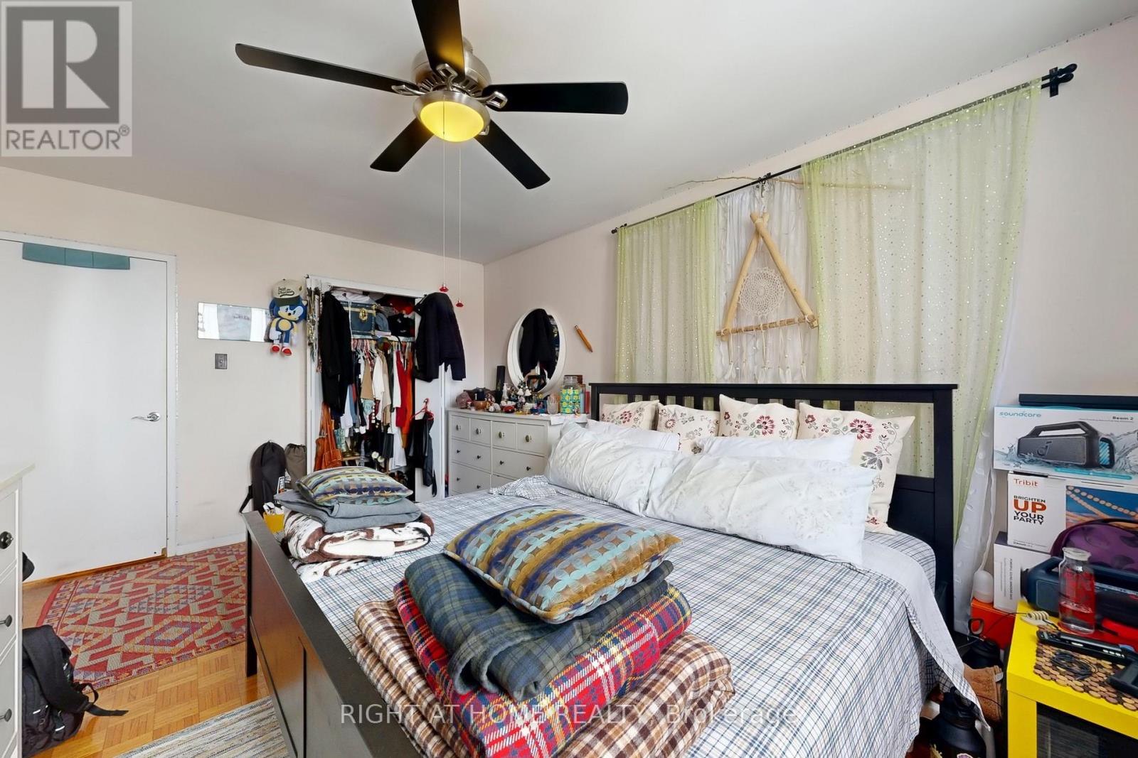 723 - 3460 Keele Street, Toronto (york University Heights), Ontario