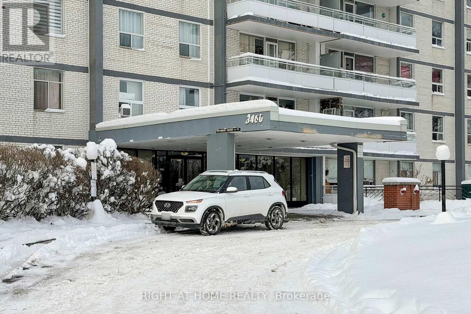 723 - 3460 Keele Street, Toronto (york University Heights), Ontario