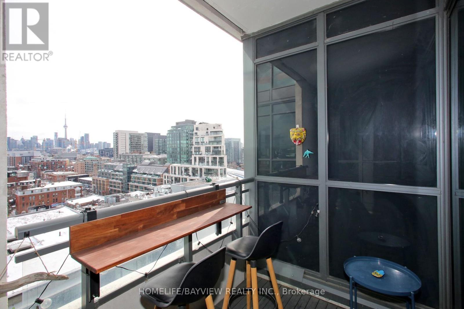 1205 - 20 Minowan Miikan Lane, Toronto (little Portugal), Ontario