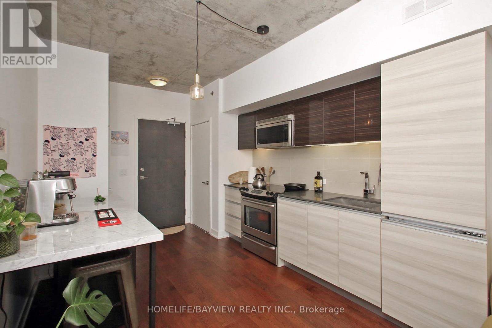 1205 - 20 Minowan Miikan Lane, Toronto (little Portugal), Ontario