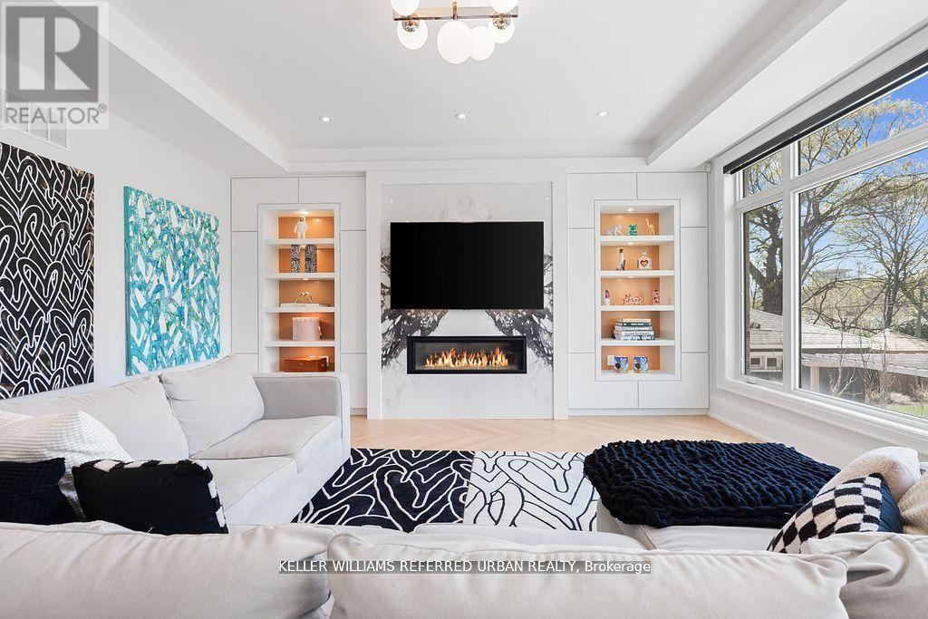 54 Cronin Drive, Toronto (islington-city Centre West), Ontario