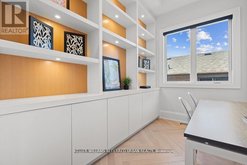 54 Cronin Drive, Toronto (islington-city Centre West), Ontario