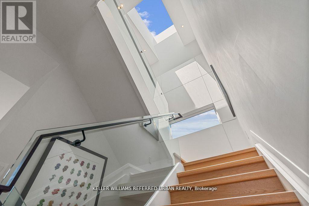 54 Cronin Drive, Toronto (islington-city Centre West), Ontario