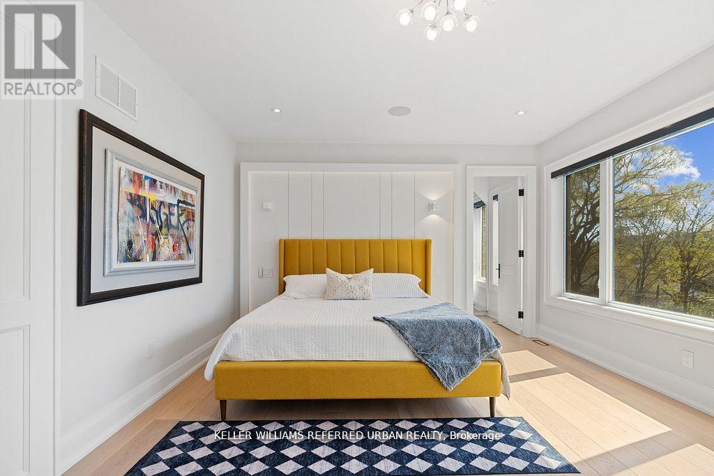 54 Cronin Drive, Toronto (islington-city Centre West), Ontario