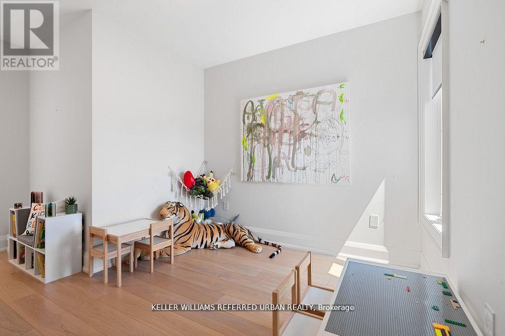 54 Cronin Drive, Toronto (islington-city Centre West), Ontario