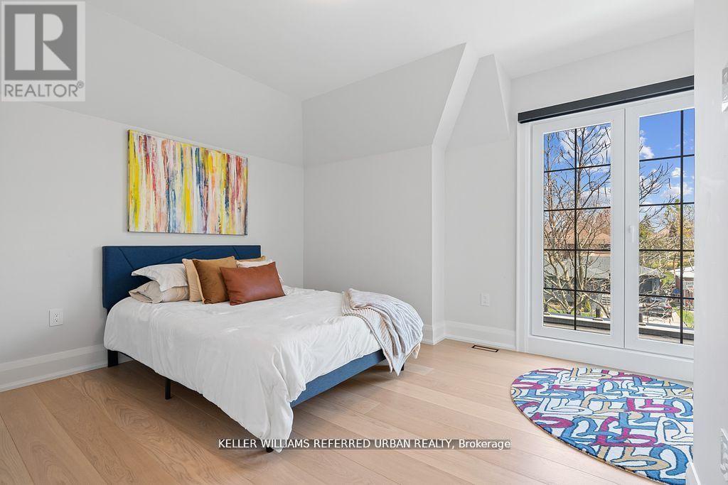 54 Cronin Drive, Toronto (islington-city Centre West), Ontario