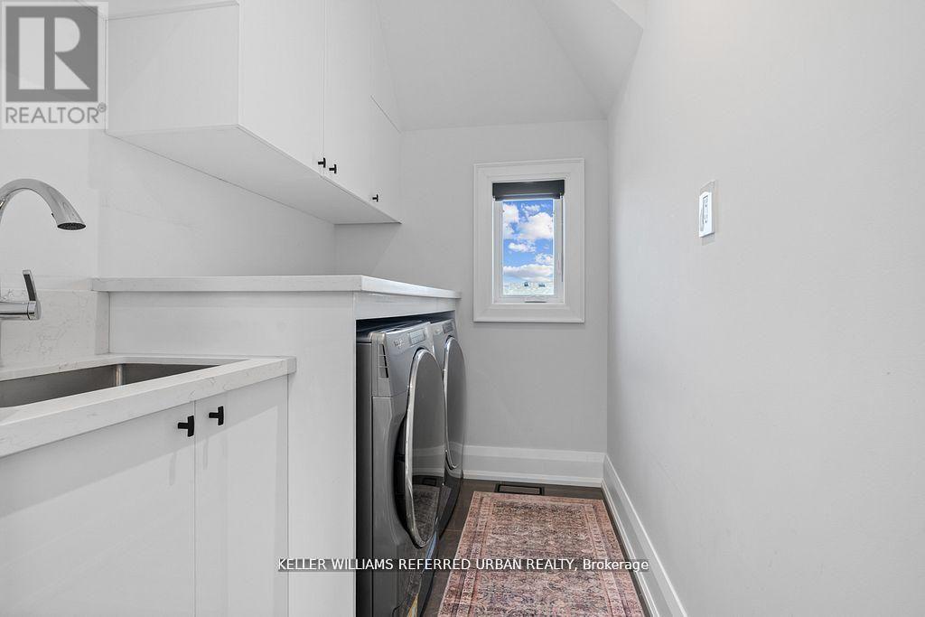 54 Cronin Drive, Toronto (islington-city Centre West), Ontario