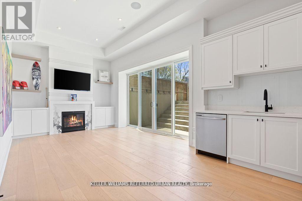 54 Cronin Drive, Toronto (islington-city Centre West), Ontario