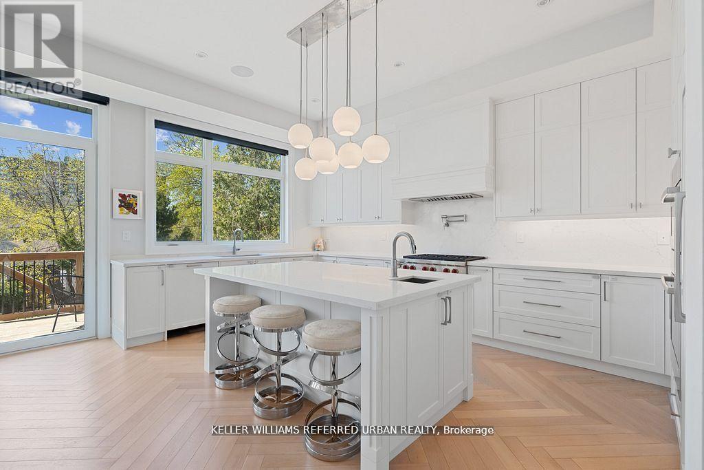 54 Cronin Drive, Toronto (islington-city Centre West), Ontario