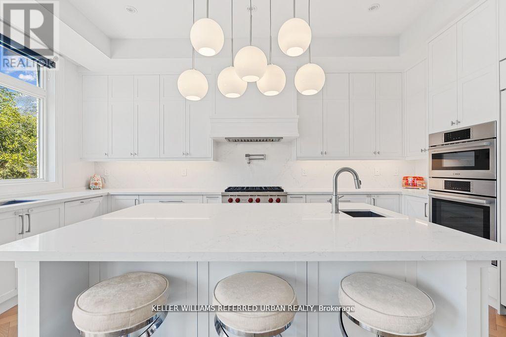 54 Cronin Drive, Toronto (islington-city Centre West), Ontario