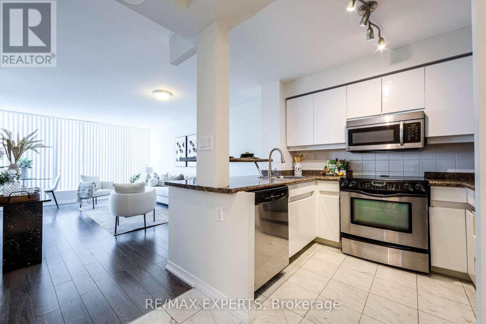 1006 - 942 Yonge Street, Toronto (annex), Ontario