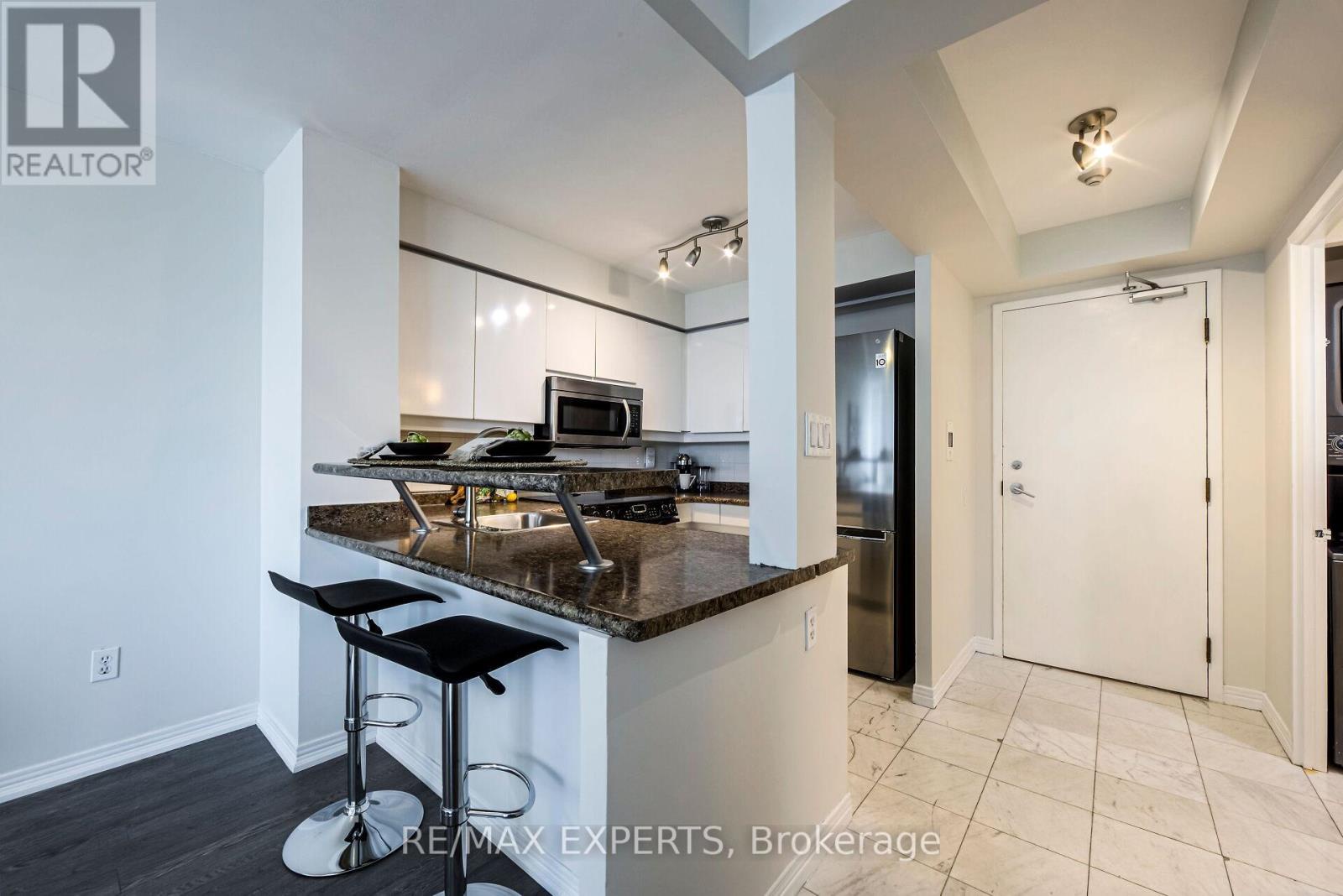 1006 - 942 Yonge Street, Toronto (annex), Ontario