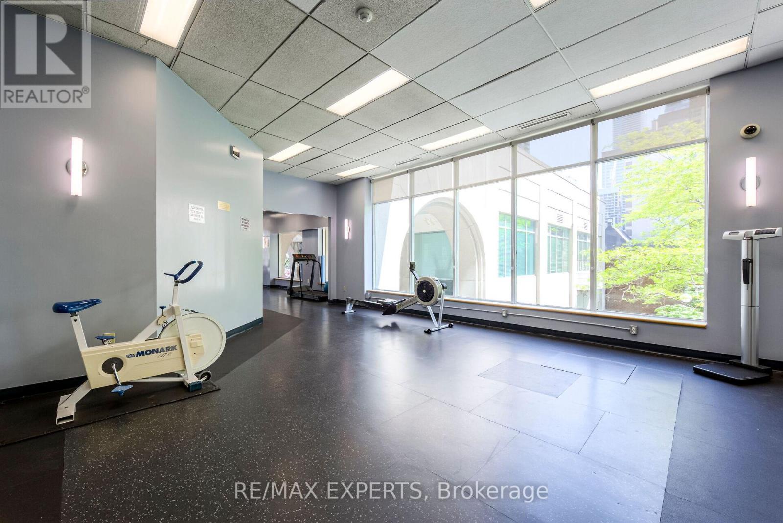 1006 - 942 Yonge Street, Toronto (annex), Ontario