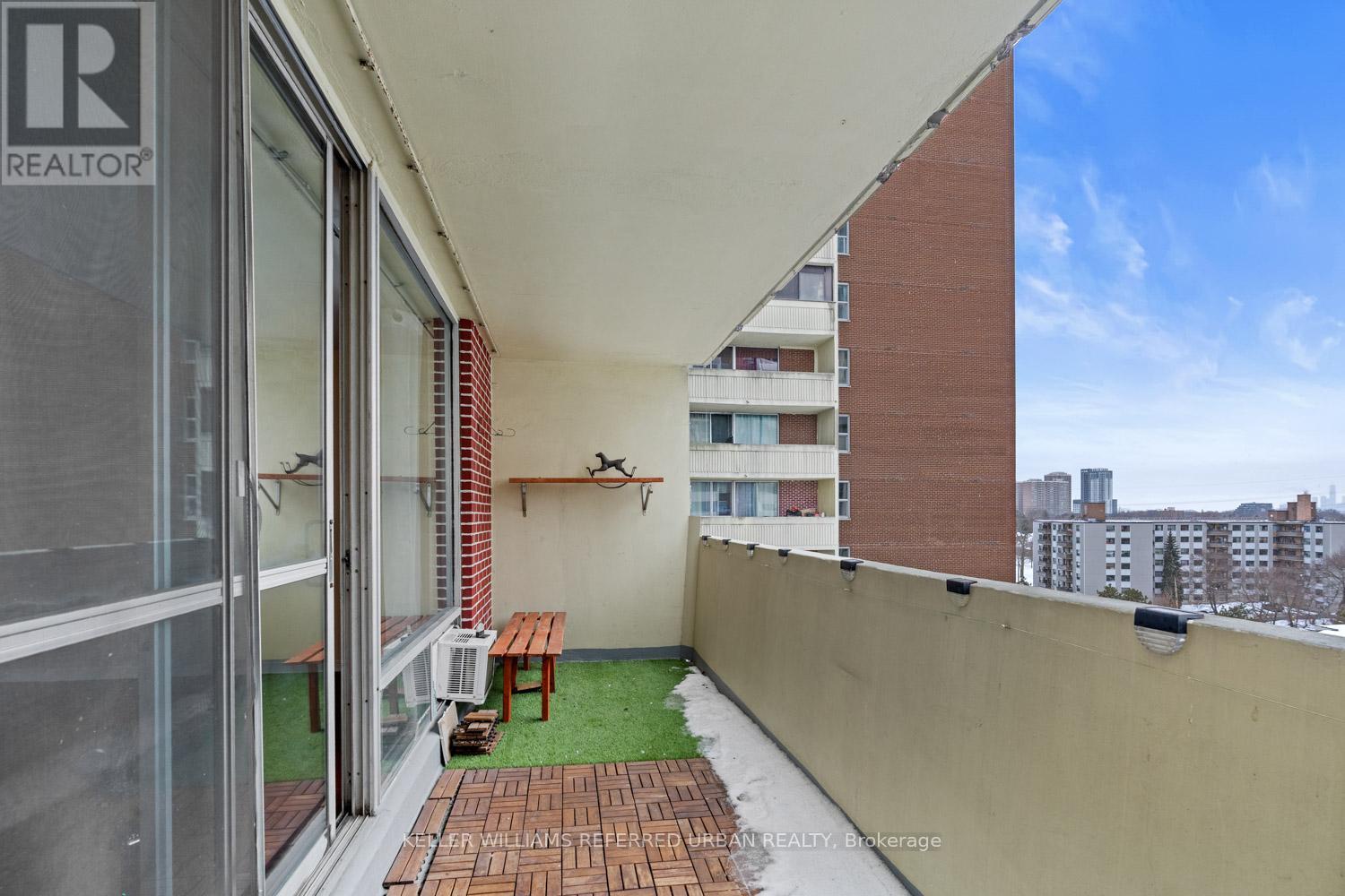 903 - 5 Massey Square, Toronto (crescent Town), Ontario