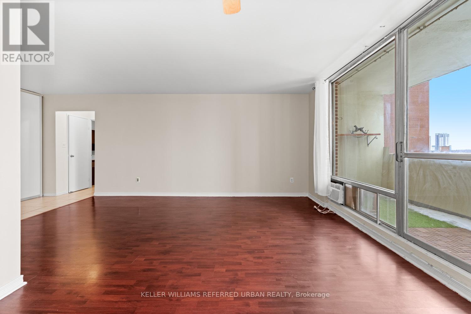 903 - 5 Massey Square, Toronto (crescent Town), Ontario