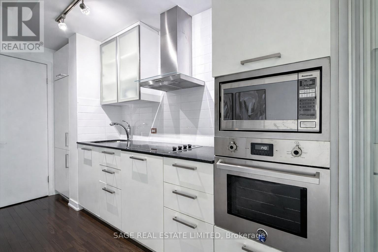 3608 - 12 York Street, Toronto (waterfront Communities), Ontario