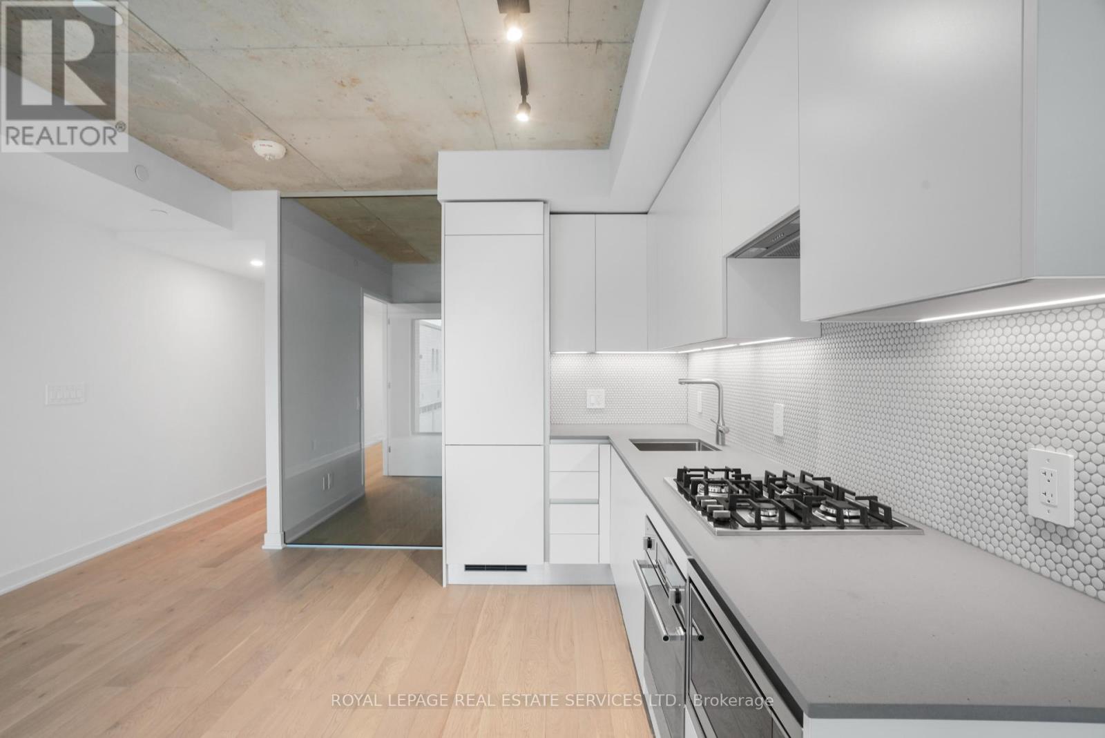 302 - 2720 Dundas Street W, Toronto (junction Area), Ontario