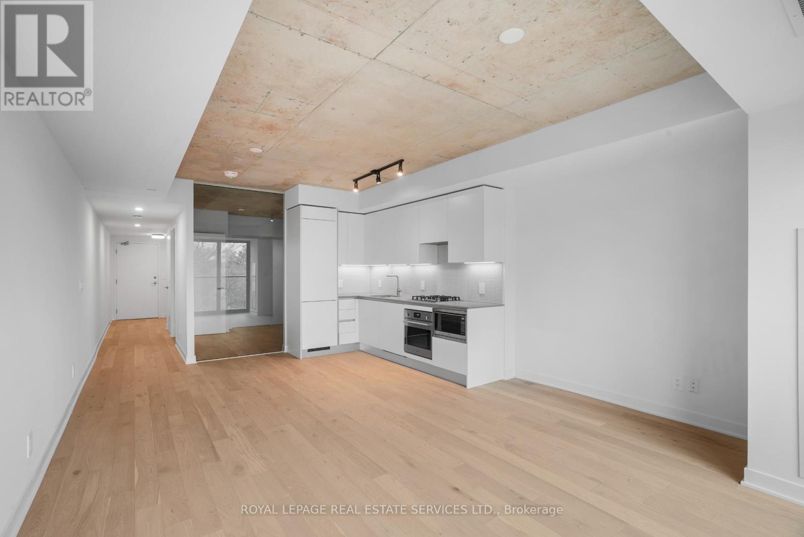 302 - 2720 Dundas Street W, Toronto (junction Area), Ontario