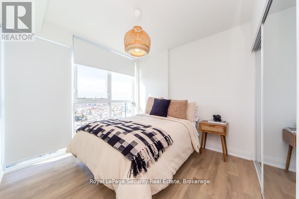 2009 - 1461 Lawrence Avenue W, Toronto (brookhaven-amesbury), Ontario