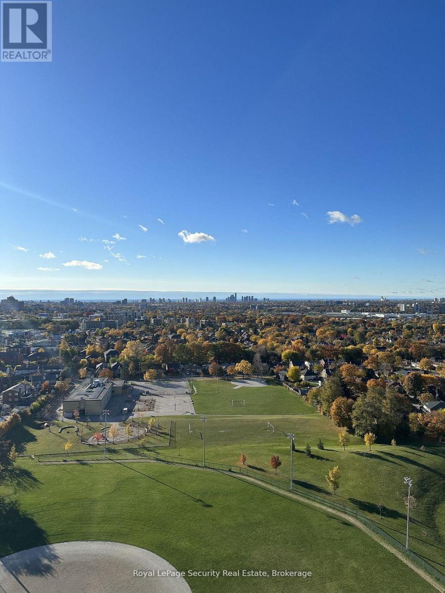 2009 - 1461 Lawrence Avenue W, Toronto (brookhaven-amesbury), Ontario