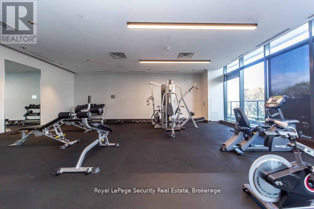 2009 - 1461 Lawrence Avenue W, Toronto (brookhaven-amesbury), Ontario