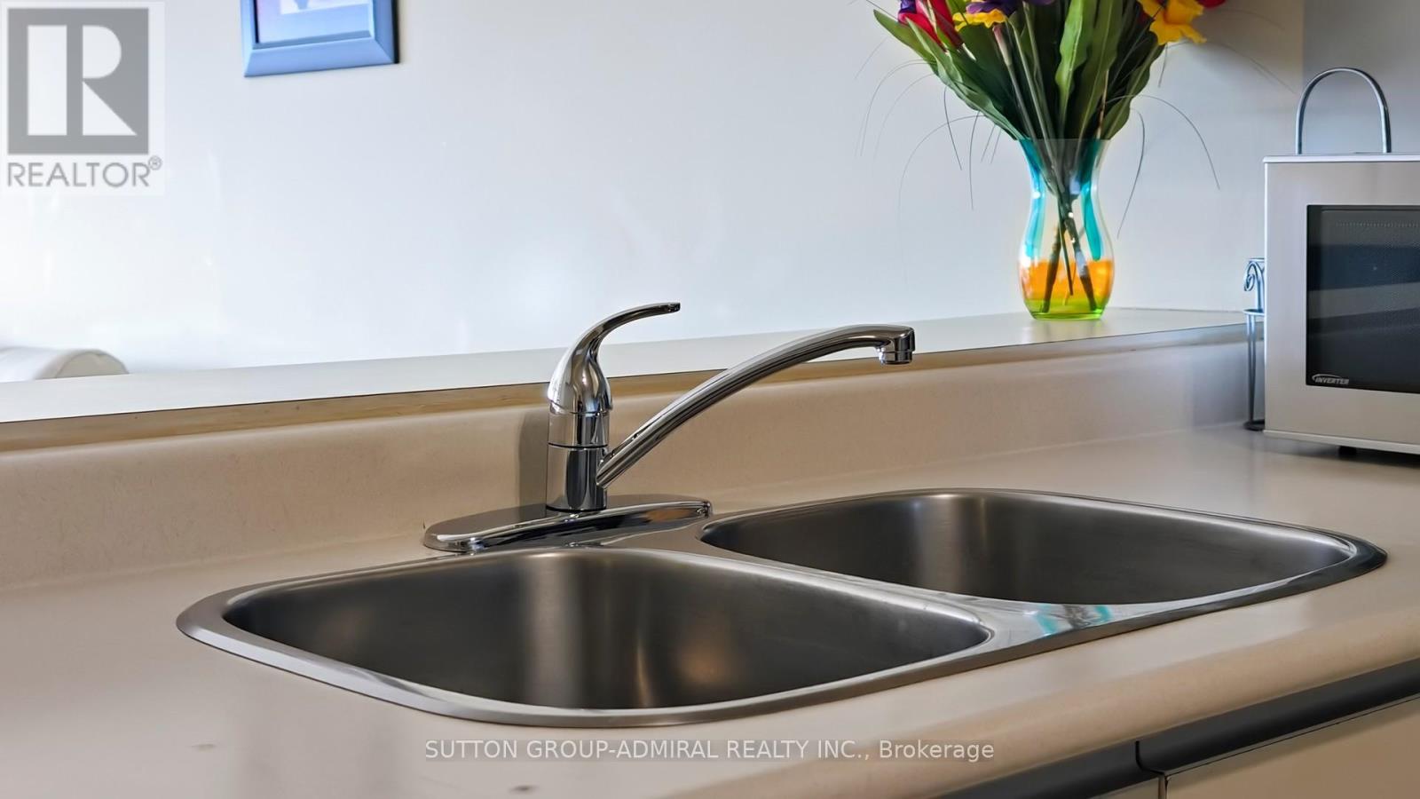 801 - 234 Albion Road, Toronto (elms-old Rexdale), Ontario