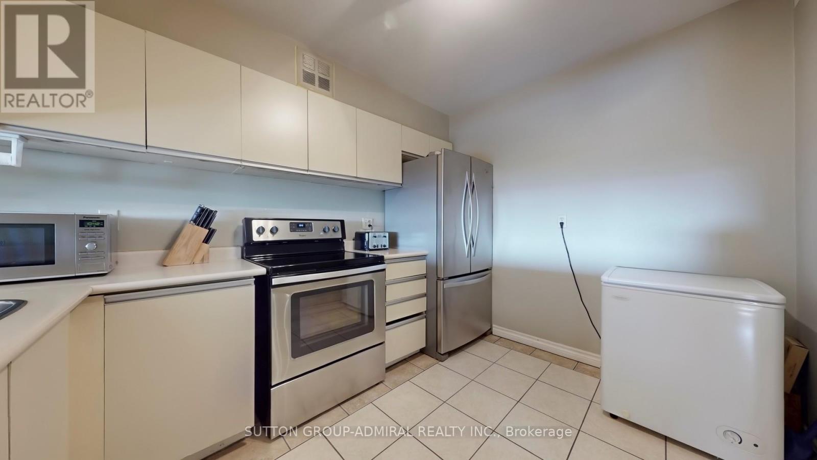 801 - 234 Albion Road, Toronto (elms-old Rexdale), Ontario