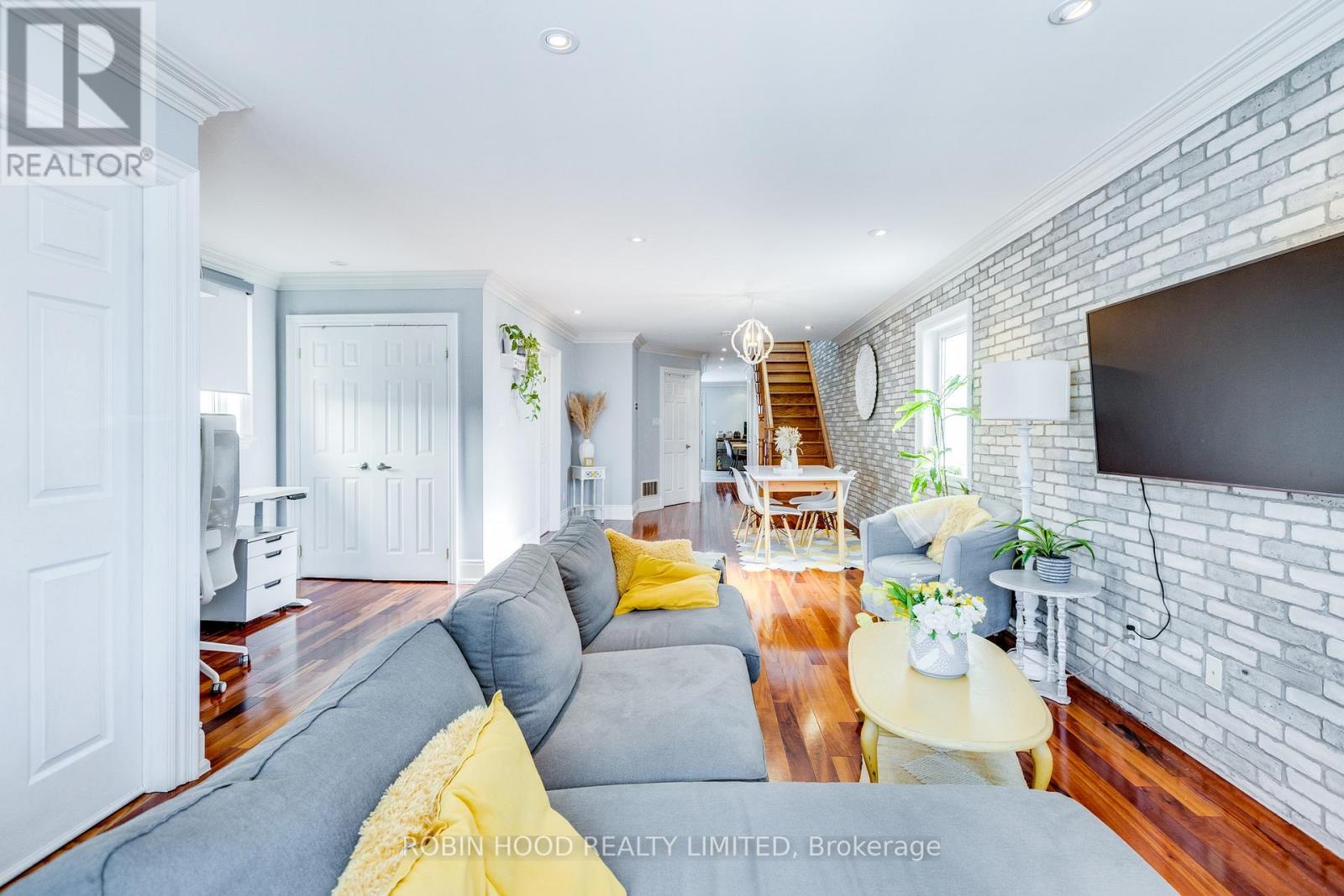 449 Gilbert Avenue, Toronto (caledonia-fairbank), Ontario