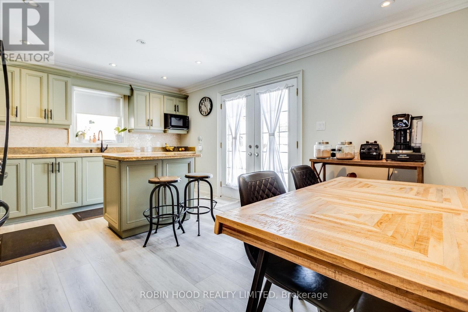 449 Gilbert Avenue, Toronto (caledonia-fairbank), Ontario