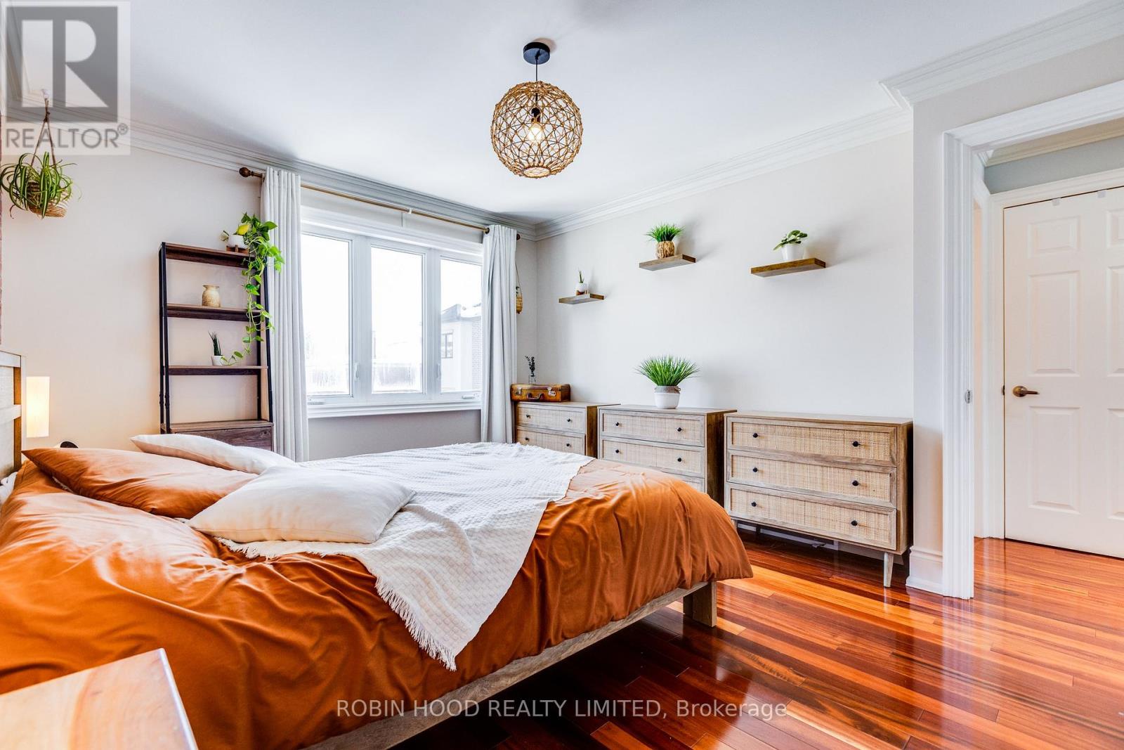 449 Gilbert Avenue, Toronto (caledonia-fairbank), Ontario