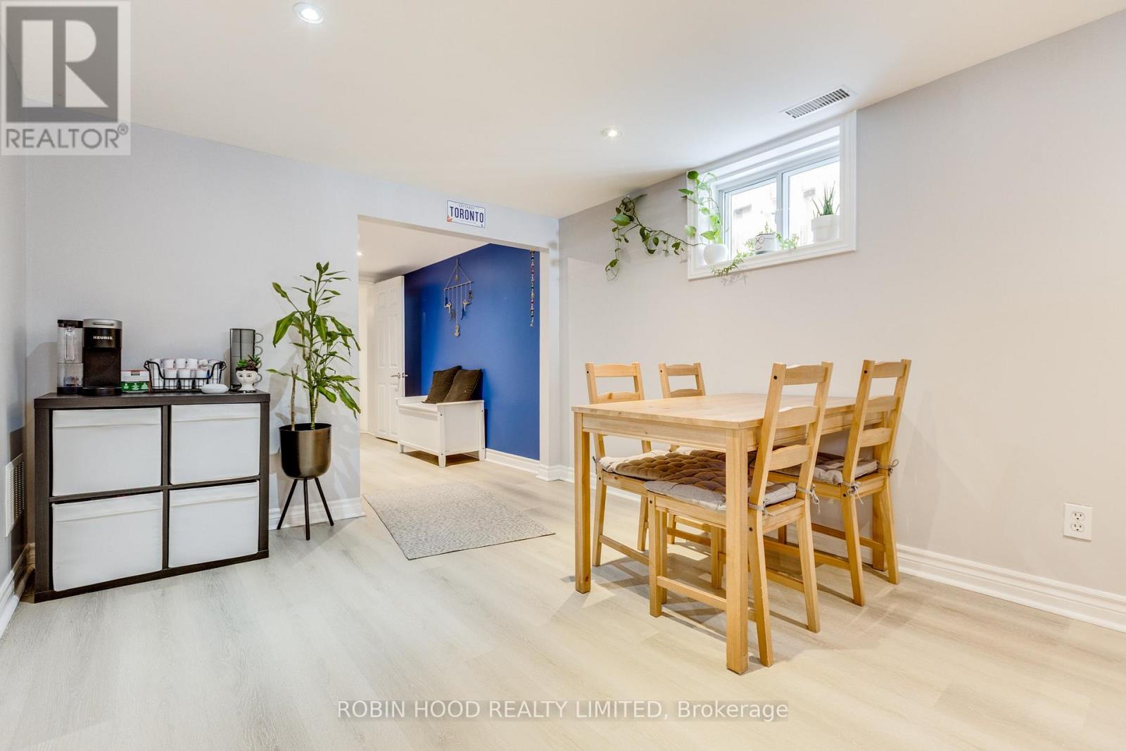 449 Gilbert Avenue, Toronto (caledonia-fairbank), Ontario