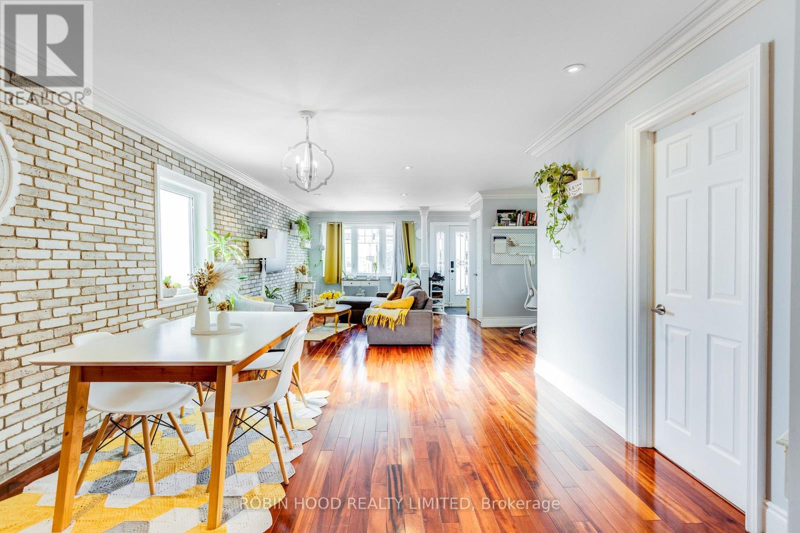 449 Gilbert Avenue, Toronto (caledonia-fairbank), Ontario