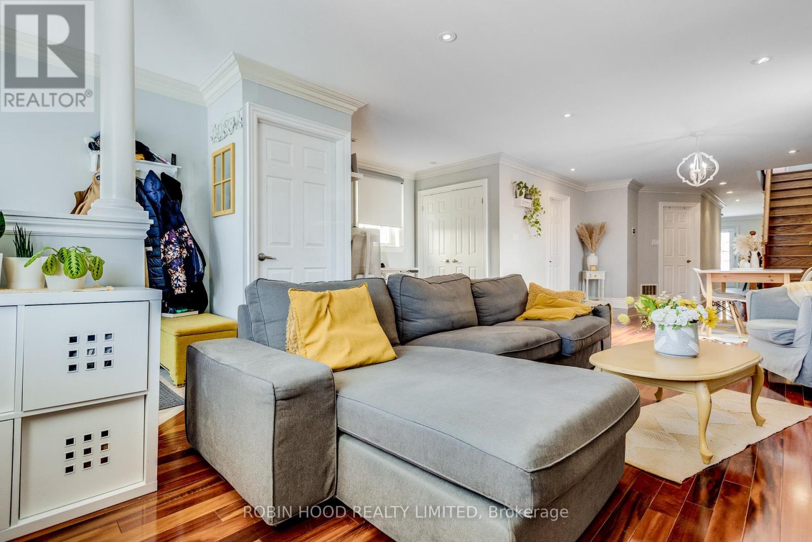 449 Gilbert Avenue, Toronto (caledonia-fairbank), Ontario