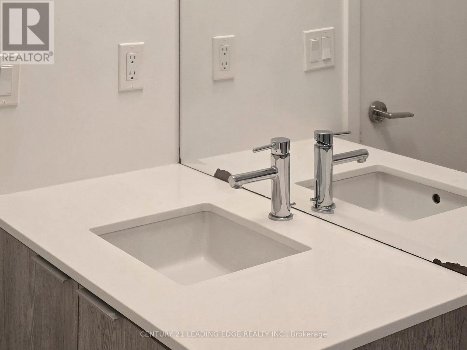 1002 - 15 Queens Quay E, Toronto (waterfront Communities), Ontario