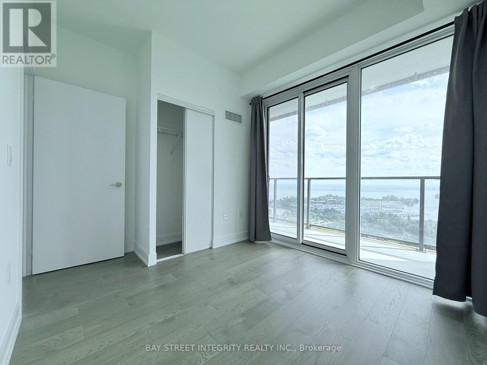 2418 - 30 Shore Breeze Drive, Toronto (mimico), Ontario