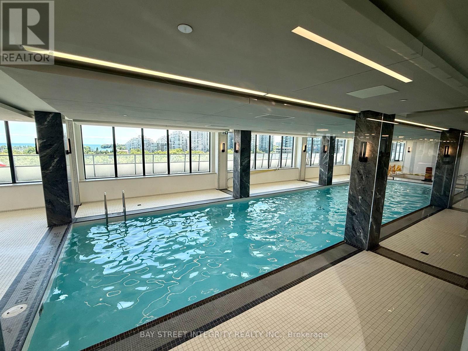 2418 - 30 Shore Breeze Drive, Toronto (mimico), Ontario