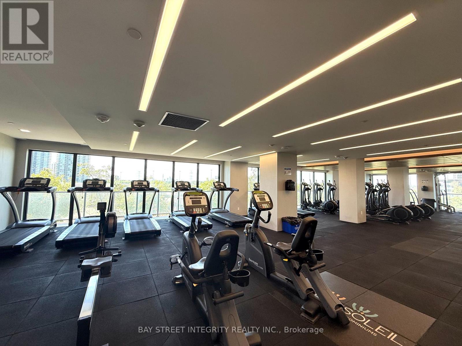 2418 - 30 Shore Breeze Drive, Toronto (mimico), Ontario