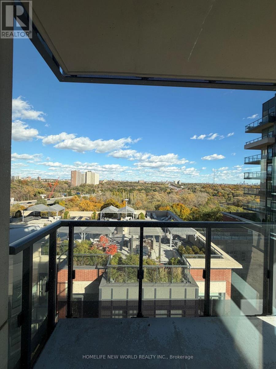 801 - 25 Fontenay Court, Toronto (edenbridge-humber Valley), Ontario