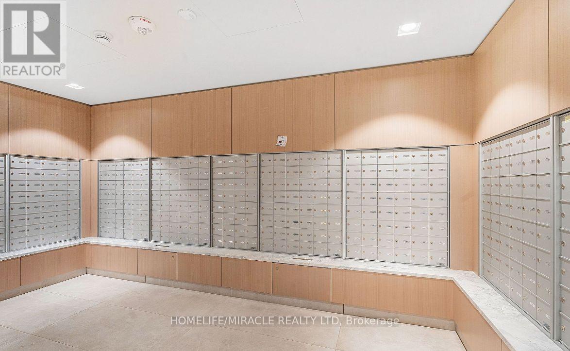 320 - 36 Zorra Street, Toronto (islington-city Centre West), Ontario