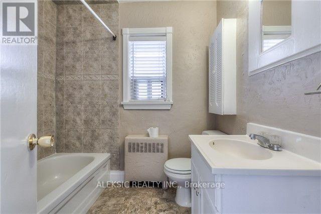 179 Thirtieth Street, Toronto (alderwood), Ontario