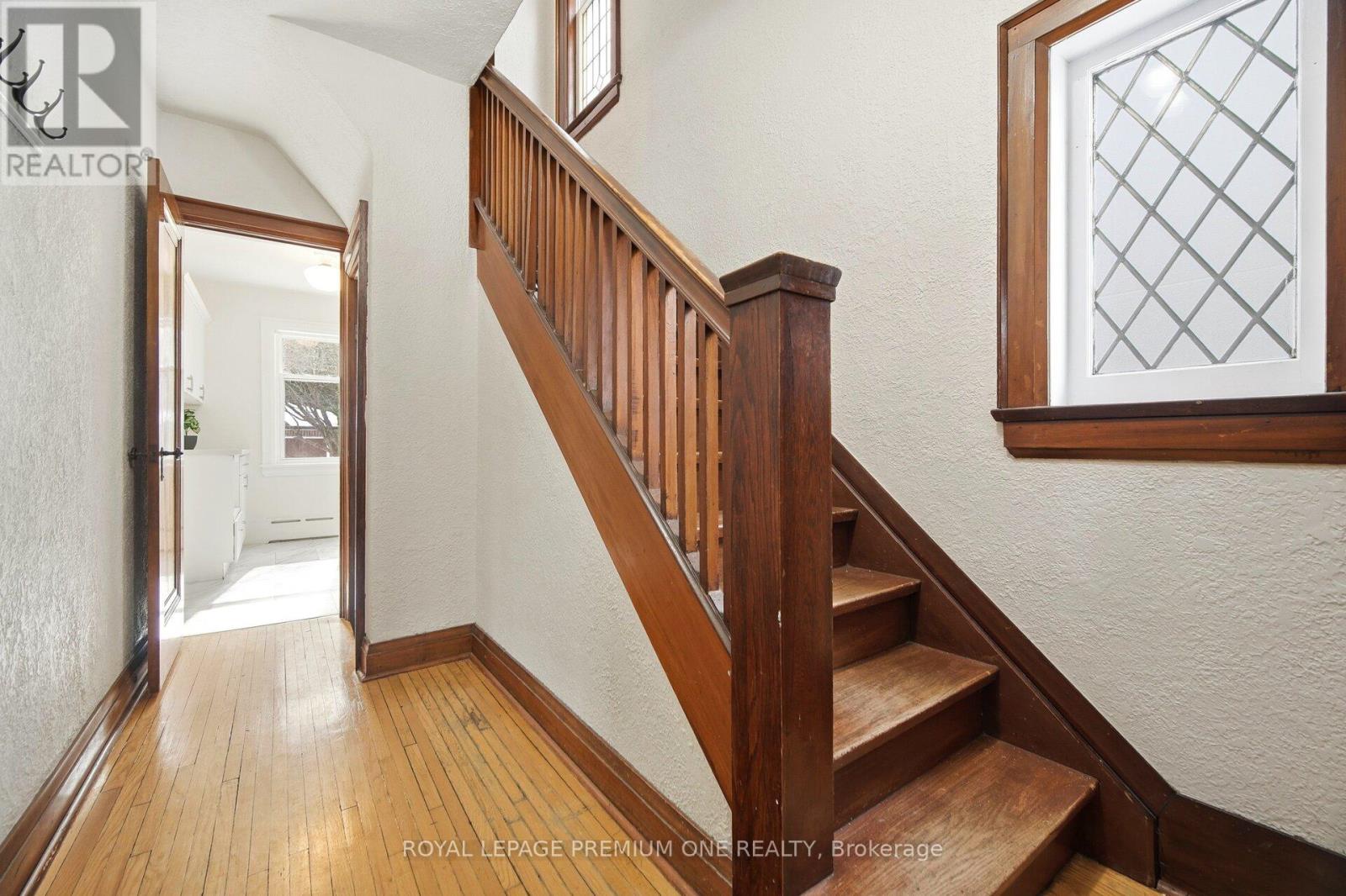 61 Methuen Avenue, Toronto (lambton Baby Point), Ontario