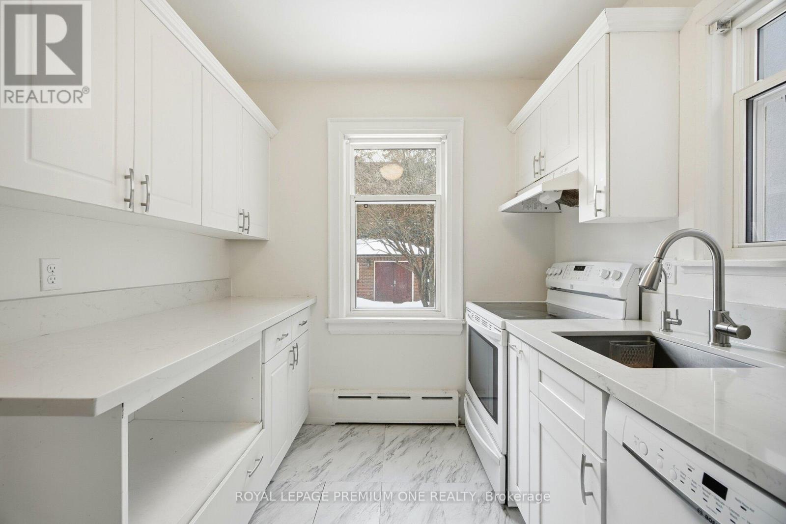 61 Methuen Avenue, Toronto (lambton Baby Point), Ontario