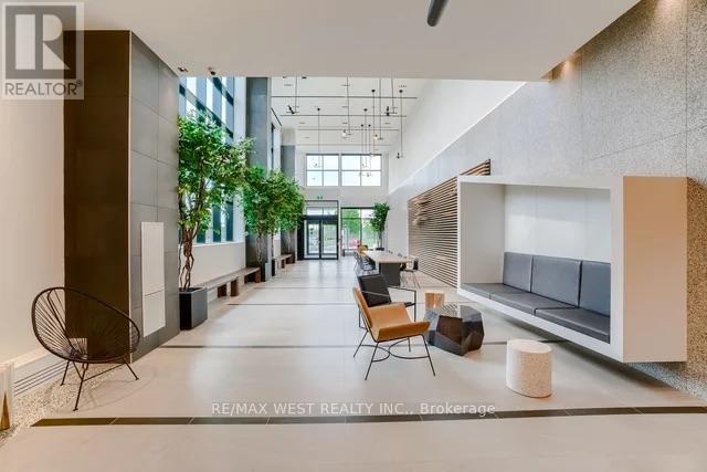 218 - 60 George Butchart Drive, Toronto (downsview-roding-cfb), Ontario