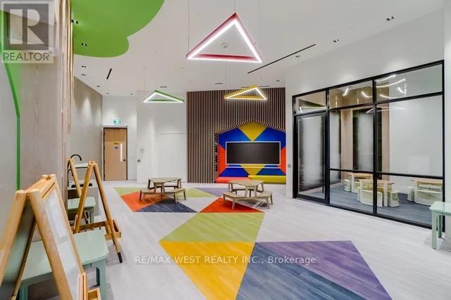 218 - 60 George Butchart Drive, Toronto (downsview-roding-cfb), Ontario