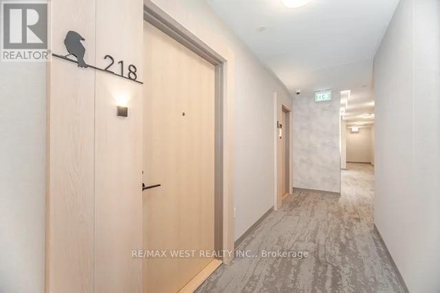 218 - 60 George Butchart Drive, Toronto (downsview-roding-cfb), Ontario