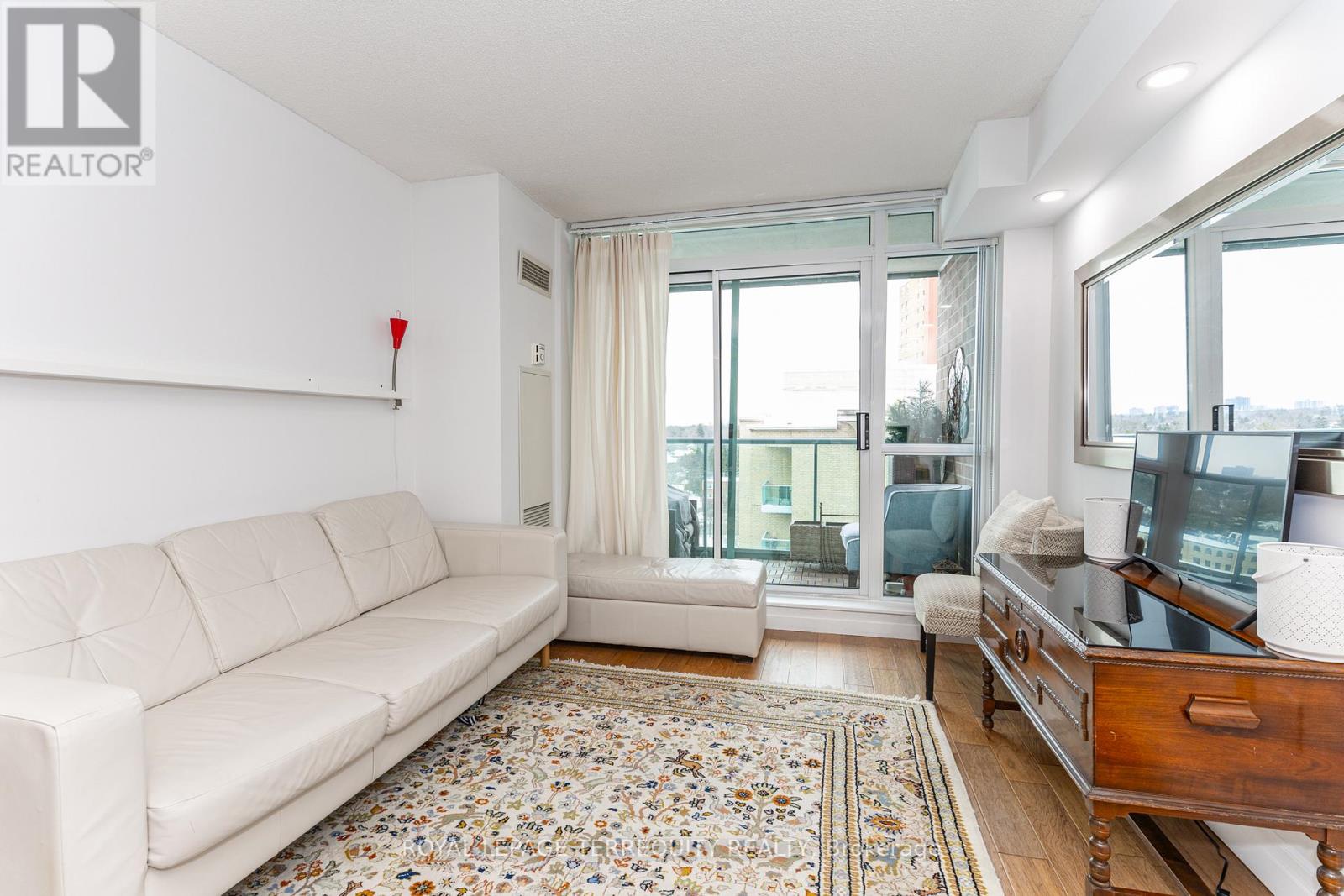 1005 - 15 Michael Power Place, Toronto (islington-city Centre West), Ontario