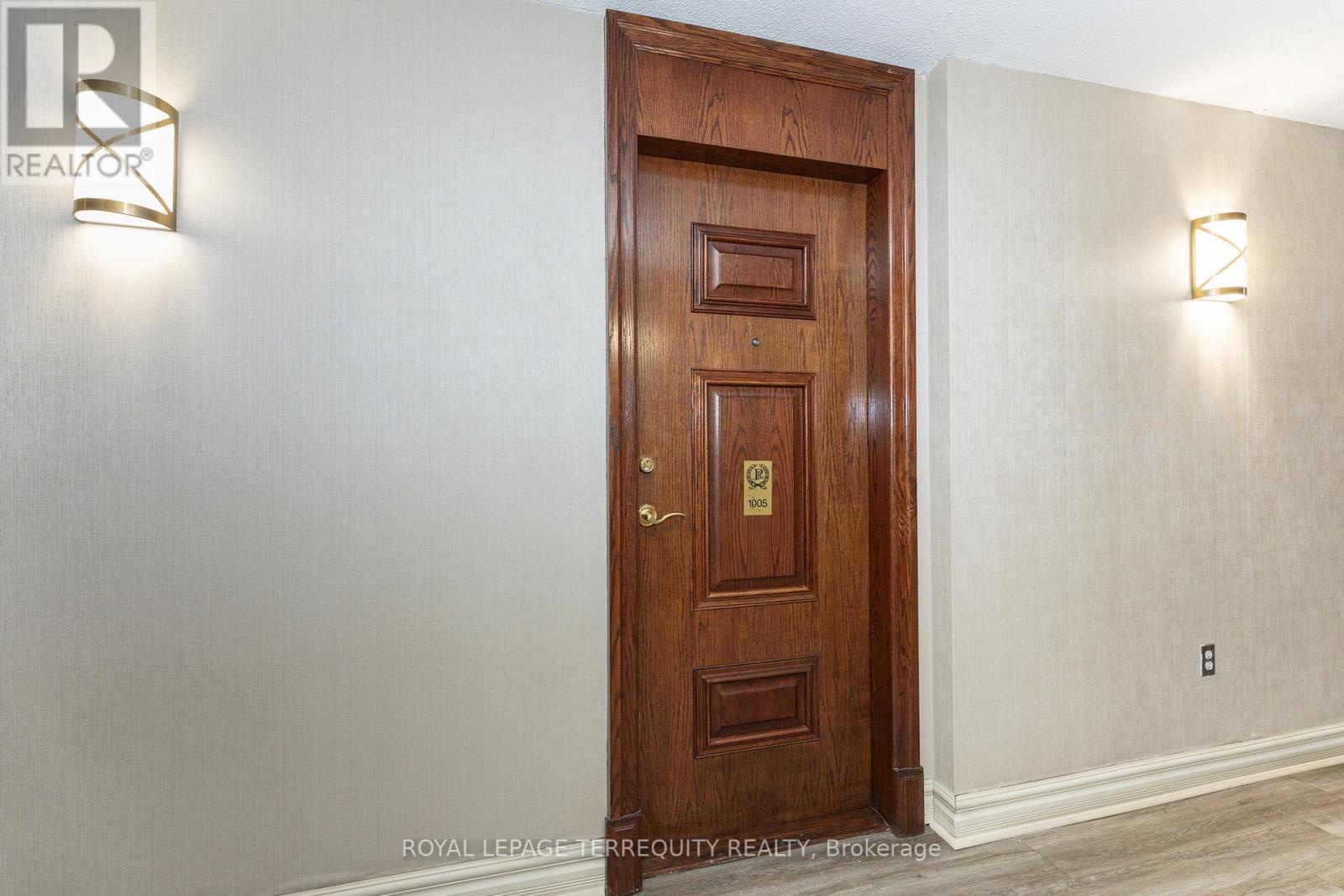 1005 - 15 Michael Power Place, Toronto (islington-city Centre West), Ontario