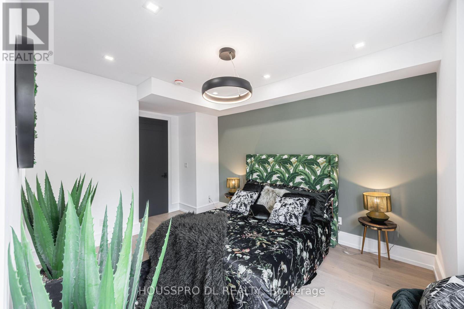 82 Major Street, Toronto (university), Ontario